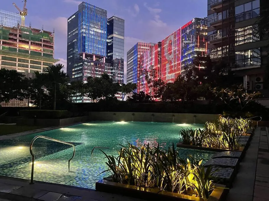 Private Condo Unit In Uptown Parksuites I & II Manila
