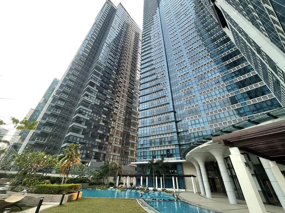 Apartment Private Condo Unit In Uptown Parksuites I & II Manila