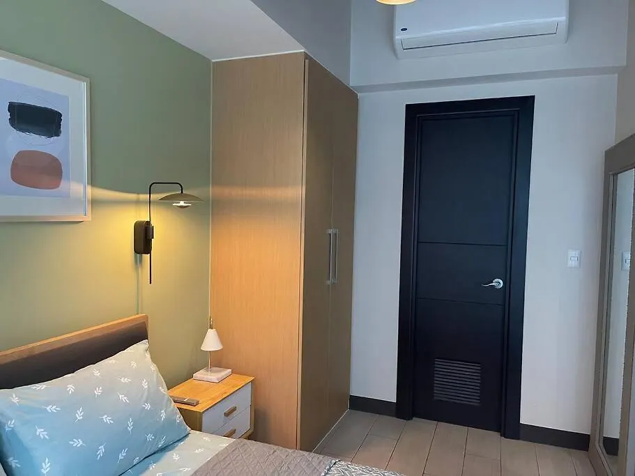 Private Condo Unit In Uptown Parksuites I & II Manila Lägenhet